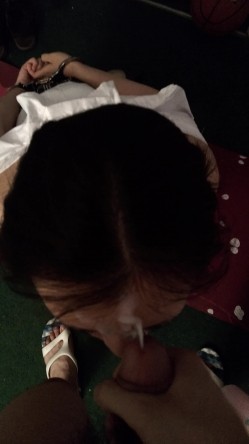云盘高质露脸泄密！泰州顶级反差人妻少妇【吴莉莉】不雅私拍完整视图集，从销售到婚纱再到母狗调教 截图15