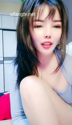 高颜值丰满身材大耳环妹子肉丝诱惑，开裆丝袜拨开内裤跳蛋塞逼，呻吟娇喘非常诱人 截图15