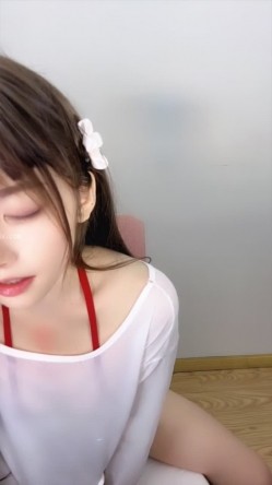 清纯古韵风，高颜值美人儿【玥玥】下海福利，饱满干净鲍鱼，看女神卖骚太爽 截图3