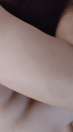 【极品性爱 ️淫乱人妻】拳交异物插入群P淫乱内射『肉臀淫妻』淫乱群P乱交 内射 KTV露出操穴 截图13