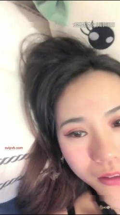 某平台美女绿播（一只性感小猪）下海了平时开收费啥都不漏也不知道抽什么风找个男的来啪啪 截图7