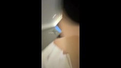 佩戴价值30万劳力士土豪，玩弄真实空姐，做爱中途操尿，深喉，啪啪性爱视频泄露 截图8