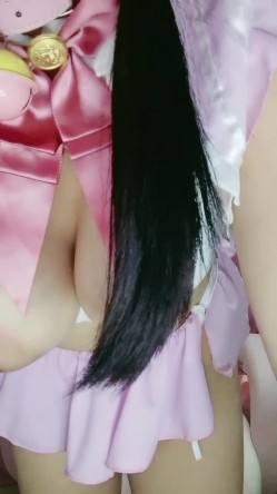 明星颜值无敌美妞爆乳D罩杯 一线天粉穴 超近视角摸小穴 搞得好湿 截图12