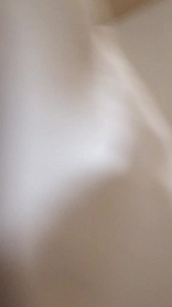 长直黑发高颜值甜妹眼睛紧闭皱眉张嘴浪叫不止，露脸被粗鸡巴猛插深喉口爆 截图8