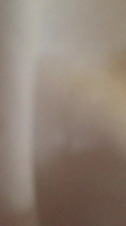 长直黑发高颜值甜妹眼睛紧闭皱眉张嘴浪叫不止，露脸被粗鸡巴猛插深喉口爆 截图14