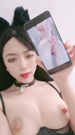 骚逼御姐【苏豆豆】，网络卖淫女，颜值在线，毛少逼粉，喜欢内射，插屁眼才能高潮 截图8