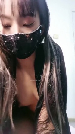 半糖颜值主播【爱跳舞的CC】激情裸舞，道具自慰，大胆开逼 截图16