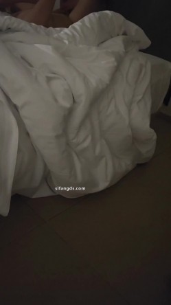 真实绿帽博主，【王军】让老婆陪各个不同单男啪啪，各种特写插穴，太淫乱了 截图2