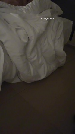 真实绿帽博主，【王军】让老婆陪各个不同单男啪啪，各种特写插穴，太淫乱了 截图4