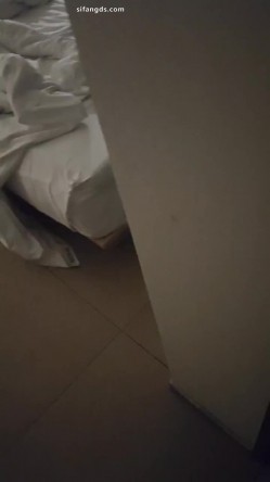 真实绿帽博主，【王军】让老婆陪各个不同单男啪啪，各种特写插穴，太淫乱了 截图9