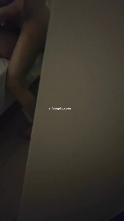 真实绿帽博主，【王军】让老婆陪各个不同单男啪啪，各种特写插穴，太淫乱了 截图13