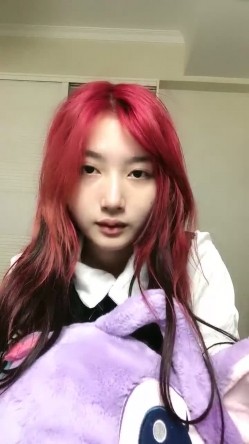 校花！成都KTV公主下海！【破处】，貌美如花的重庆妹子，尺度升级，各种掰穴 截图9