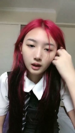 校花！成都KTV公主下海！【破处】，貌美如花的重庆妹子，尺度升级，各种掰穴 截图11