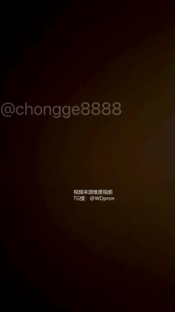 推特绿帽淫妻博主，母狗巨乳肥臀淫荡无比「睡不醒的虫」连续压榨淫乱少妇，网袜3p，开裆黑丝深喉口交，主动要求单男无套内射骚穴 截图9