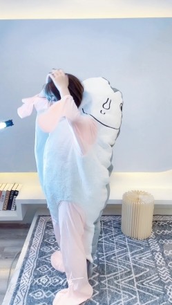 【超美高端 ️罕见露脸露点】极品CosPlay爆机少女【喵小吉】六月新作 超合金 咸鱼外骨骼装甲 截图4