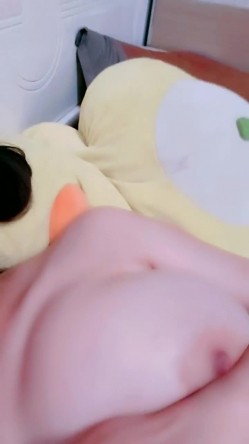 G奶护士！卧槽！奶子超级大~【温柔奶牛】，看了都流口水，阴毛都湿得一塌煳涂，镜头前多少人沦陷在这对胸器中 截图15
