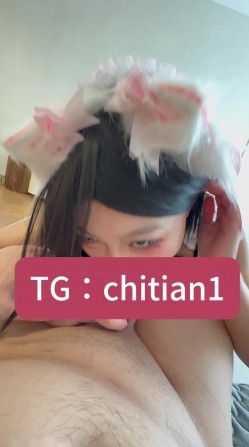 可盐可甜COS抽像福利姬【池甜chitian1】露脸性爱视图，自慰喷水上吊，各种母狗行为 截图15