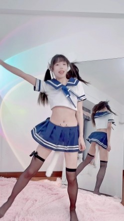最新全网求档！【咬一口兔娘】黏黏团子兔！终极定制吐血放送（4V）最新首发【网曝热门事件抖音热瓜】新疆阿勒泰雪圈滑雪教练和女学员黄绿AK缆车上口爆啪啪私拍流出 截图14