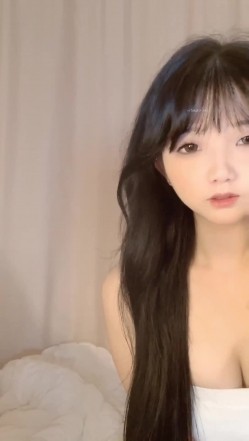萌萌哒可爱校花学妹嗯嗯嗯啊完美咪咪！~小粉穴无污染 截图13