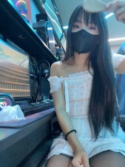 【xiao-Lin】白丝逼夹跳蛋户外露出自慰兔女郎造型真不错被称为厕所女神喜欢男厕露 截图2