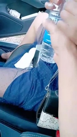 【钢炮寻爱】 户外车震~沟搭人妻熟女催情药无套内射 截图7