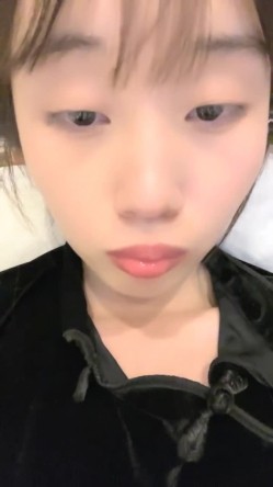 大哥们，【女大学生羊羊】下海， 很少有时间来直播的，值得一观，一秒钟带你梦回学生时代 截图13