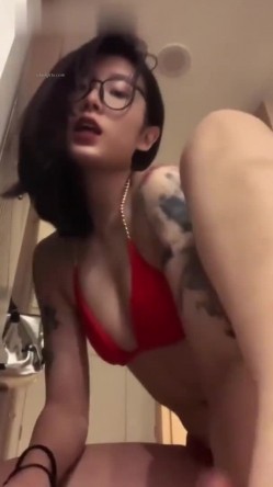 门主王大炮电钻炮击事件女主！抖音70W粉网红女【卯哥】史上首次全裸采访，内容超刺激全程高能 截图9
