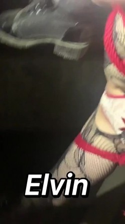 推特顶级大神【elc调教师】能肏能玩，各种模特网红女神滴蜡走绳喝尿露出羞耻训成母狗 截图12