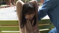 DRPT-022 野ション女子○生開脚拘束おしっこ噴射 ターゲット連鎖Ver 前乃菜々 幾田… 截图2