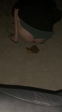 《字母圈顶级大神 ️极限调教阴环骚母狗》震撼全网露脸反差婊体验各种虐阴虐肛，玩法花样多，吃屎喝尿啪啪生殖器各种操作 截图6
