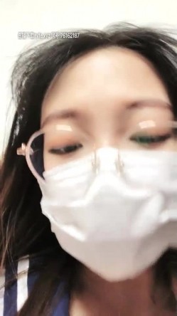 清纯高颜值萌妹学生制服黑丝假屌跳蛋自慰，性感丁字裤扭动大屁股肛塞快速抽插非常诱人 截图16