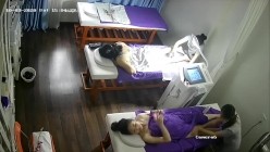 新流出 ️【破解摄像头】 ️美容院高质量少妇小姐姐全身刮毛 截图8
