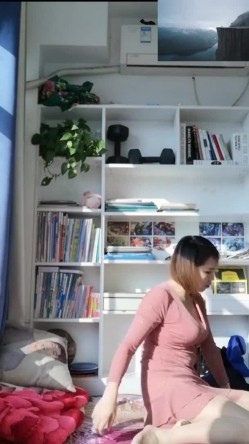熟女广场舞【娟娟】绅士视角广场舞，原档无水印，露奶露逼，淫语调教，熟女控必入 截图16