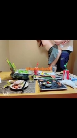 【最强反差 ️终极调教】绿帽性爱狂『暴君S』超级调教女奴甄选 KTV包厢各种爆操 极品女奴随意拿去群交交换 超淫乱 截图15