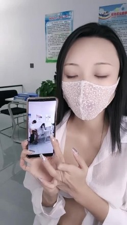 【雅儿老湿】退役模特 美腿丝袜 沟搭男技师男学弟 无套狂操 多地点无套内射 真受不了 截图9