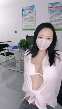 【雅儿老湿】退役模特 美腿丝袜 沟搭男技师男学弟 无套狂操 多地点无套内射 真受不了 截图11