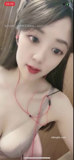 成都高颜值【9妹】这么甜美的少女笑容把我融化了 ，‘可以内射哦，可以约我空降’，酥酥的胸部太诱人啦！ 截图9