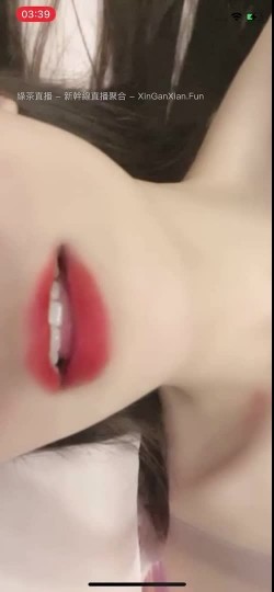 成都高颜值【9妹】这么甜美的少女笑容把我融化了 ，‘可以内射哦，可以约我空降’，酥酥的胸部太诱人啦！ 截图12