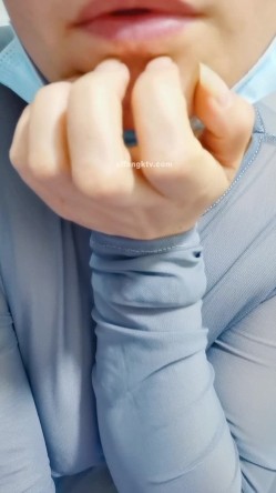 广场舞女人味十足肥臀大奶成熟阿姨【波波姐】最新定制作品 淫语挑逗 露鲍露奶情趣摇摆挑逗 截图7