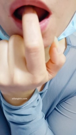 广场舞女人味十足肥臀大奶成熟阿姨【波波姐】最新定制作品 淫语挑逗 露鲍露奶情趣摇摆挑逗 截图10