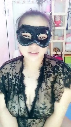 小娇妻双人修仙黑丝情趣，大奶子舔逼吃屌，激情抽插浪叫不断，内射中出第二弹 截图14