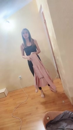 国产哥哥国外大战俄罗斯妹子，气质佳身材好，露脸口交，无套啪啪疯狂输出撸射在肚子上 截图6