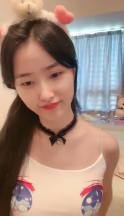 超甜美的清纯女神【纯情辣妹】又又又被操了，像某某甜美当红明星，活泼可爱的性格，白里透红 爱撒娇 截图1