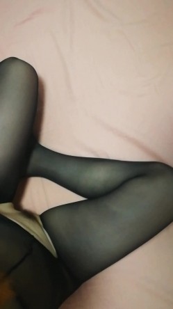 风韵犹存身材好奶子大又骚的反差人妻广场舞御姐【饺子】私拍~各种撩骚热舞打炮紫薇熟女控 截图4
