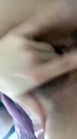 超美的猫耳朵清纯女神【艾希尔】居然是无底黑木耳 道具插B，湿哒哒的淫水声 好诱人啊！ 截图13