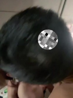 推特极品淫妻【小肥羊不是羊】订阅福利，喜欢不同的陌生男人，约单男3P口爆吞精，极度反差 截图6