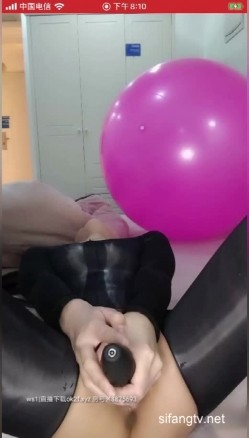 神似某欧明星的高颜值御姐，舞蹈功底扎实【狐狸仙子】学生装 倒立口交 互舔啪啪 爆菊，一般人招架不住的淫荡 截图10
