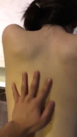 推特网黄私密组织绿帽群内部福利视图集 各种高颜UP主反差婊不健康自拍淫荡至极 截图11
