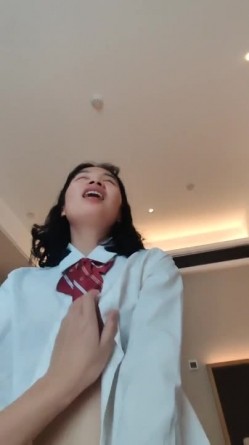极品小情侣私拍泄密 清纯小美女主动上位骑乘，诱人小白兔晃动惹人眼，清纯淫靡并存，美乳丰臀超反差 截图7
