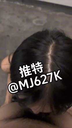 【分享我的反差淫贱小女友的性瘾日常】推特新晋00后绿帽情侣「女友小Y」约啪单男舔屁眼爆菊内射吃精液 截图12